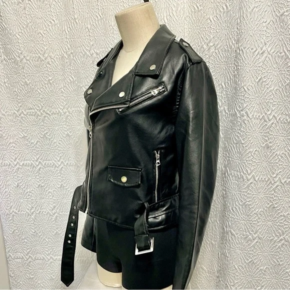 SOLD🚫 - Picture 2 of 5